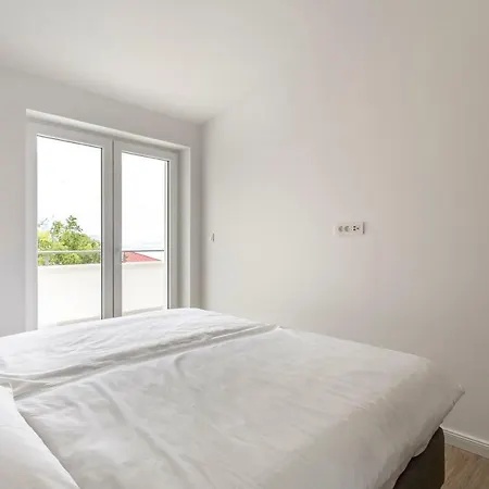 Apartment Lavanda Pisak